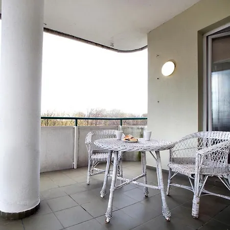 3 Bedrooms Zoliborz Gwiazdzista Varšava