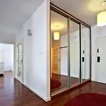Appartamento 3 Bedrooms Zoliborz Gwiazdzista *