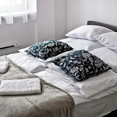 3 Bedrooms Zoliborz Gwiazdzista *