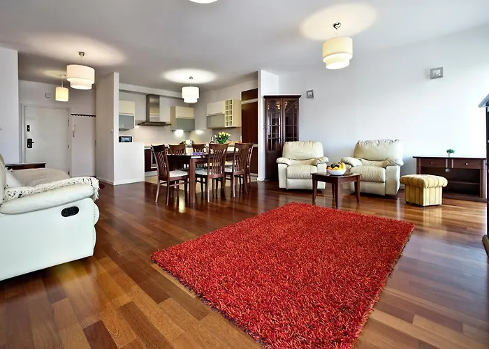 3 Bedrooms Zoliborz Gwiazdzista